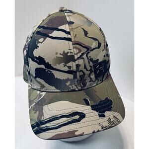 Under Armour Camo Baseball Cap Hunting Hat Classic Fit L/XL Fitted